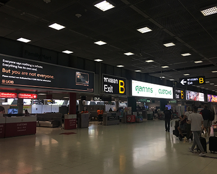  機(jī)場(chǎng)工程拉布燈箱