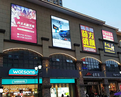 湖北潛江戶外拉布燈箱