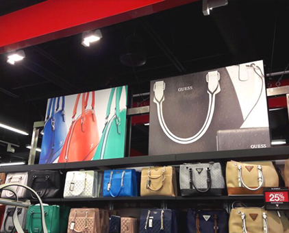 GUESS服飾高檔品牌廣告展示兩用型超薄拉布燈箱